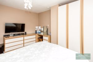 Photo 18- click for photo gallery